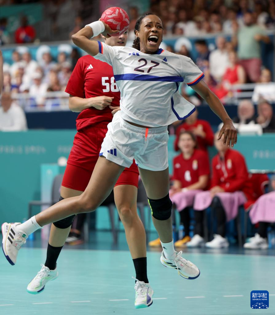 关于这位法国球星表现出色，在比赛中独挑大梁的信息